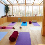 Blick in den Yogaraum des Wellnesszentrums in Karlsfeld.